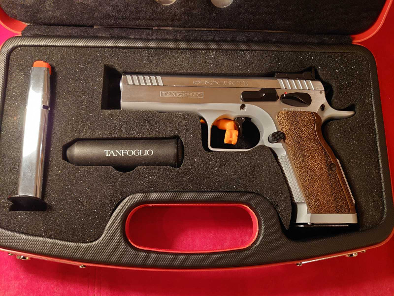 Tanfoglio Stock II.jpg