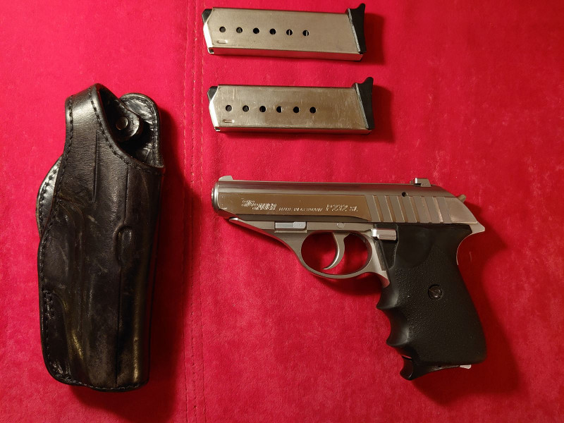 Sig Sauer P232SL.jpg